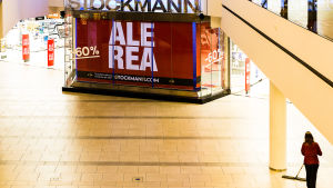 Också Stockmann i Östra centrum (bilden) och Hagalund har matvaruavdelningar. Stockmann i Östra centrum