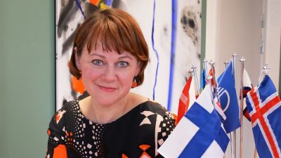 Porträtt på Paula Lehtomäki.