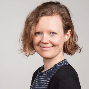 – Det flesta utlandsresor ger en karenstid på 14–28 dagar, säger Iira Hartikainen som är informatör vid Röda Korsets Blodtjänst. Iira Hartikainen