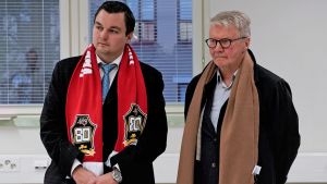 Joakim Strand och Pirkka-Pekka Petelius på besök vid Novia i Vasa. Joakim Strand och Pirkka-Pekka Petelius på besök vid Novia i Vasa.