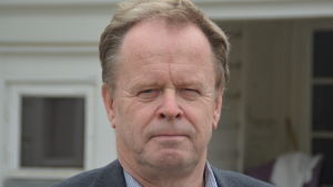 Ingås kommundirektör Jarl Boström funderar över kollektivtrafiken i Ingå i framtiden. Jarl Boström.