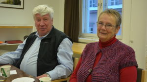 Degerbyborna Berndt Gottberg och Lena Selén har översatt Berndt Gottberg och Lena Selén har översatt Okänd soldat till svenska för teaterscenen