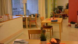 Flera anhöriga tycker det är ostädigt på Villa Pentby. Serviceboendet Villa Pentby i Raseborg.