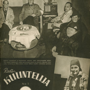 Radiokuuntelija-lehden kansikuva vuodelta 1940. Suomalaiset kuuntelevat radiota pommisuojassa.