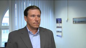 Arkady Moshes vid Utrikespolitiska institutet säger att politiska motiv ligger bakom åtalen mot Navalnyj.