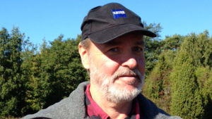 Docent Lennart Balk utgår från att massdöden bland älgar inte är naturlig,