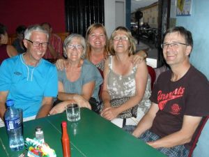 Glada volontärer i Estelí: Bo-Erik Ek, Kerstin Torrkulla, Helena Vikström, Marianne Sundstedt och Guy Djupsjöbacka Bo-Erik Ek och Helena Vikström