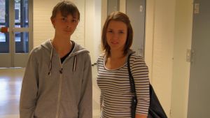 Jonas och Stiina har gjort en lokalhistorisk film. Jonas och Stiina har gjort en lokalhistorisk film