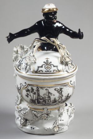Sugar box, Hard-paste porcelain, Vienna Sugar box, Hard-paste porcelain