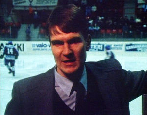 Erkka Westerlund aloitti valmennusuransa ykkösdivisioonassa pelanneen JyP HT:n päävalmentajana. Erkka Westerlund aloitti valmennusuransa ykkösdivisioonassa pelanneen JyP HT:n päävalmentajana.
