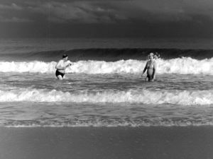 "Amerikan miljonäärit" Miamin aalloissa (1947).
