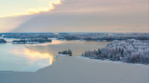 Ilmakuva Suomesta talvella.