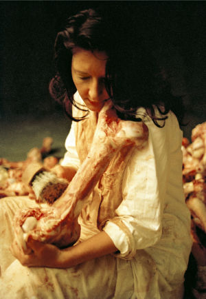 Marina Abramović, Balkan Baroque , 1997 Marina Abramovićin performanssikuva vuodelta 1997.