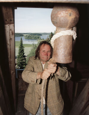 Tom Lindholm (Piiparinen) Peräkamaripojat-sarjassa. Tom Lindholm (Piiparinen) Peräkamaripojat-sarjassa.