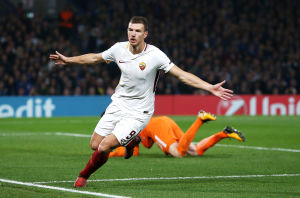Edin Dzeko firar mål.