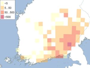 Färgen visar det sammanlagda antalet fastigheter som har köpts av ryska medborgare under åren 1999-2017. Varje ruta är 30x30 kilometer. Uppgifter saknas om färre än tre köp har gjorts under ett år. Källa: Lantmäteriverket Karta över ryska medborgares fastighetsköp i Finland 1999-2017