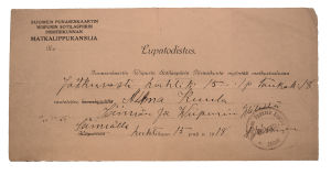 Huhtikuun 15. päivänä Alma Kuula sai matkaluvan, jonka päättymispäivä oli enteellinen: 18. toukokuuta. Alma Kuulan matkustuslupa, myönnetty 15. huhtikuuta.