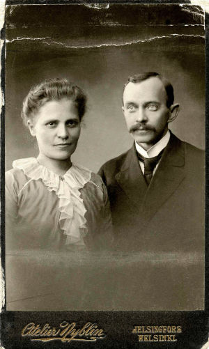 Otto Wille Kuusinen ja puolisonsa Saima Kuusinen