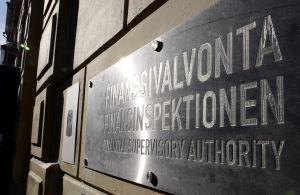 Pörssiyhtiöitä valvovalta Finanssivalvonnalta kesti viisi vuotta, ennen kuin se puuttui Afarakin pääomistajan arvopaperimarkkinalain vastaiseen toimintaan. Finanssivalvonta