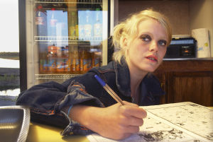 Laura Birn Tuulikaappimaassa (2003).