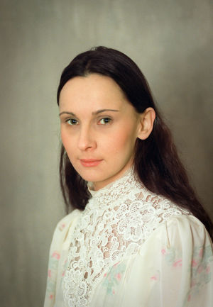 Miina Turunen (Tilly Soldan) tv-draamassa Venny (2003).