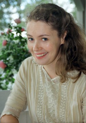 Marjaana Maijala (Aino Järnefelt) tv-draamassa Venny (2003).