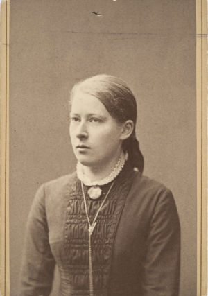 Venny Soldan 12-vuotiaana (1881).