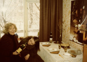 Meri Louhos ja Tina Holmberg Moskovan konservatorion asuntolassa 1978.