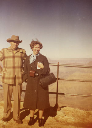 Meri, cowboy ja Grand Canyon. Meri Louhos ja cowboy ja Grand Canyon 1961.