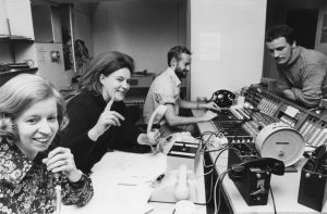 Sävel on vapaa -ohjelman työryhmä Ritva Eerola, Aino Pätiälä-Sjösten, Esa Nick ja Mikko Ahonen 1973.