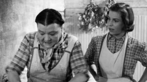 Hanna Nieminen (Senni Nieminen) ja Iita (Rauni Ikäheimo).
