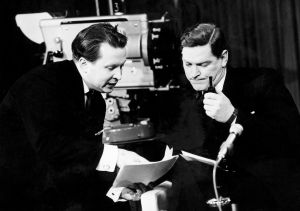 Seppo Nummi ja Yleisradion pääjohtaja Eino S. Repo suunnittelemassa ohjelmaa "Studio A" Tesvision studiossa 1965. Seppo Nummi ja Eino S. Repo Tesvision studiossa noin 1965.