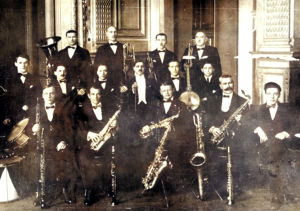 Leopold Teplitskin Leningradiin 1927 perustama jazz-orkesteri.