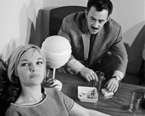 Raili Metsä ja Herman Scheibel elokuvassa Tuulinen päivä (1962) Raili Metsä ja Herman Schaibel elokuvassa Tuulinen päivä (1963).