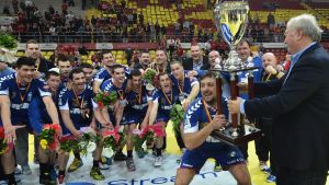 Boris Dvoršek firade ligaguld i Kroatien våren 2013. RK Zagreb firar kroatiskt ligaguld våren 2013.