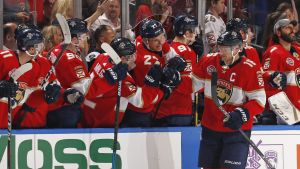 Aleksander Barkov firar kvällens andra mål. Aleksander Barkov firar kvällens andra mål.