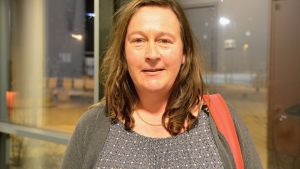 Nina Sirén tycker att en gymnastiksal behövs i den nya skolan. Nina Sirén.