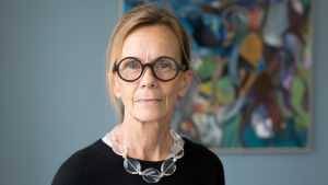 Diskrimineringsombudsmannens byrå har fokuserat på att informera om sexuella trakasserier på arbetsplatsen, berättar DO Agneta Broberg. Porträttbild på Agneta Broberg, Diskrimineringsombudsman i Sverige.