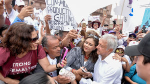 López Obrador är superpopulär Den mexikanska presidentkandidatn Andrés Manuel López Obrador