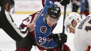 NHL-kolumnens val till MVP är Nathan MacKinnon. NHL-kolumnens val till MVP är Nathan MacKinnon.