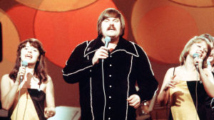 Fredi ja ystävät Euroviisujen suomen karisnnoissa 1976.
