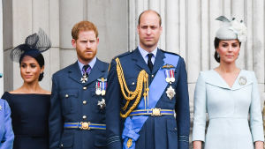 Kuninkaallisia lööppejä Britannina kuninkaalliset Sussexin herttuatar Meghan, prinssi Harry, prinssi William ja Cambridgen herttuatar Cathrine.