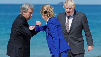 G7-toppmötet i Storbritannien. António Guterres, Carrie Johnson, Boris Johnson i Carbis Bay, Cornwall. 12.6.2021