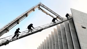 Polisen stormade oppositionens högkvarter 23.2.2021 Polisen stormar oppositionens högkvarter i Tbilisi 23.2.2021