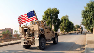 En del amerikanska styrkor har återupptagit sina patruller i kurdiska områden vid gränsen mellan Syrien och Turkiet En del amerikanska styrkor har återupptagit sina patruller i kurdiska områden vid gränsen mellan Syrien och Turkiet