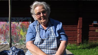 Inga Skott, Bragedamerna