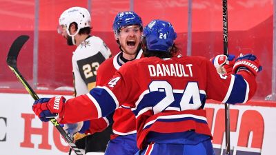 Artturi Lehkonen firar mål med Phillip Danault.