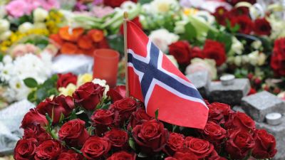Blommor utanför Oslo domkyrka