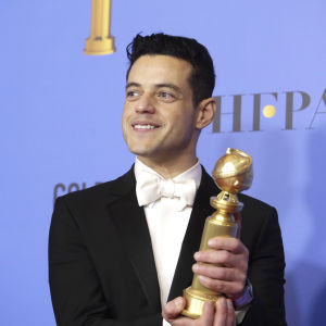 Rami Maleks porträtt av den bortgångne Freddie Mercury drog den vinnande lotten. Rami Maleks porträtt av den bortgångne Freddie Mercury drog den vinnande lotten.