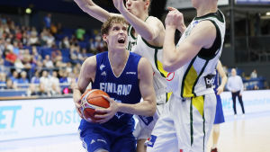 I somras gjorde Mikael Jantunen debut i herrlandslaget. Mikael Jantunen.